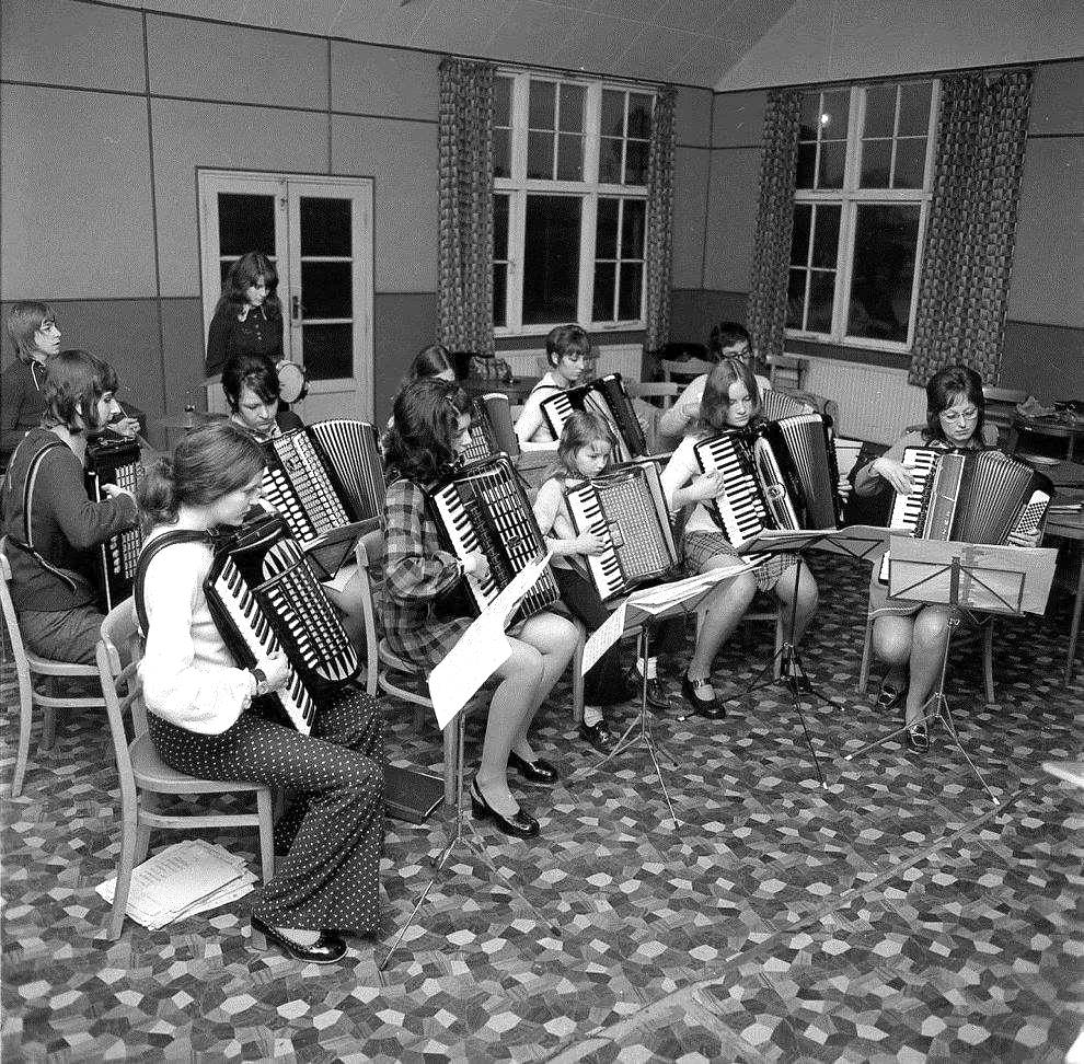 Pearl Foot Orchestra 1973